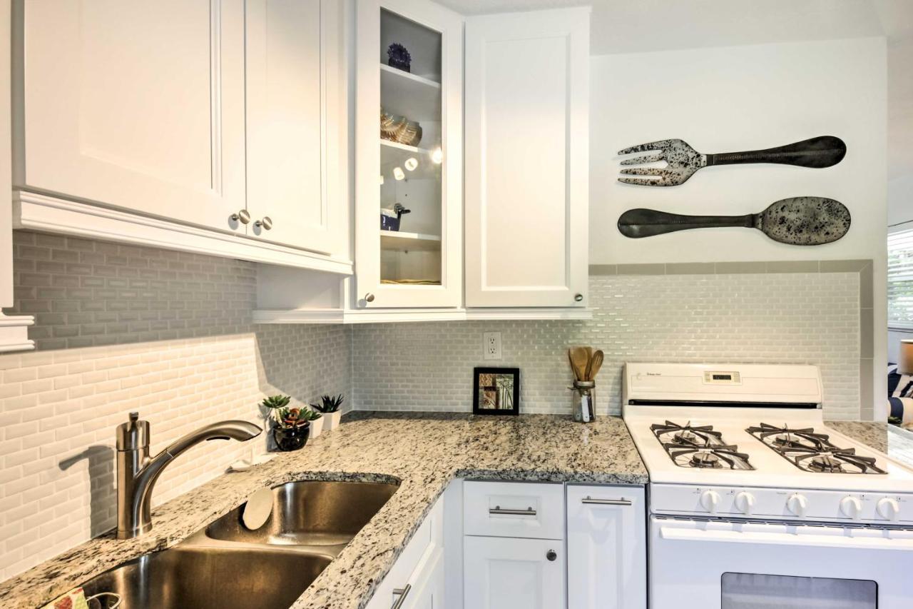 New Smyrna Beach Abode With Fire Pit, Walk To Beach! Εξωτερικό φωτογραφία