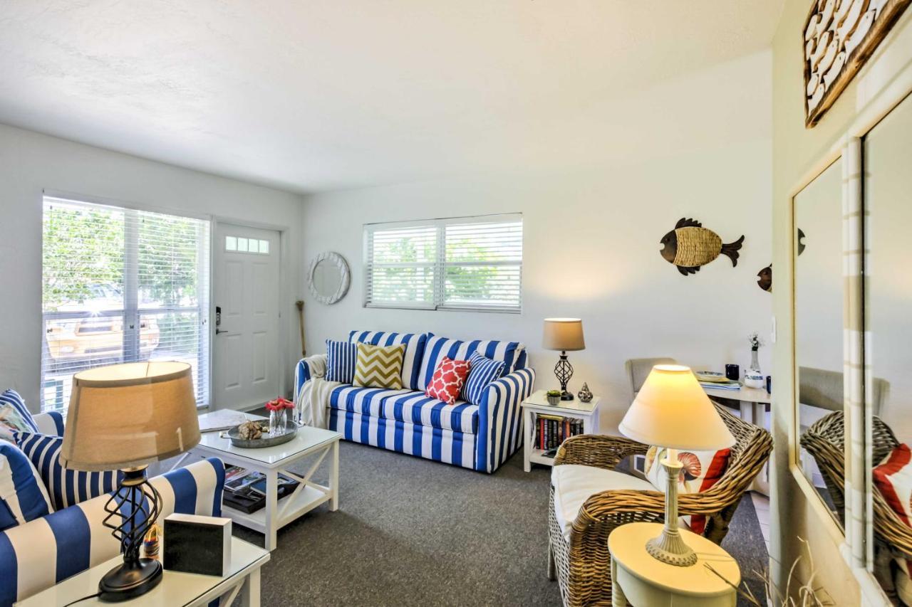 New Smyrna Beach Abode With Fire Pit, Walk To Beach! Εξωτερικό φωτογραφία
