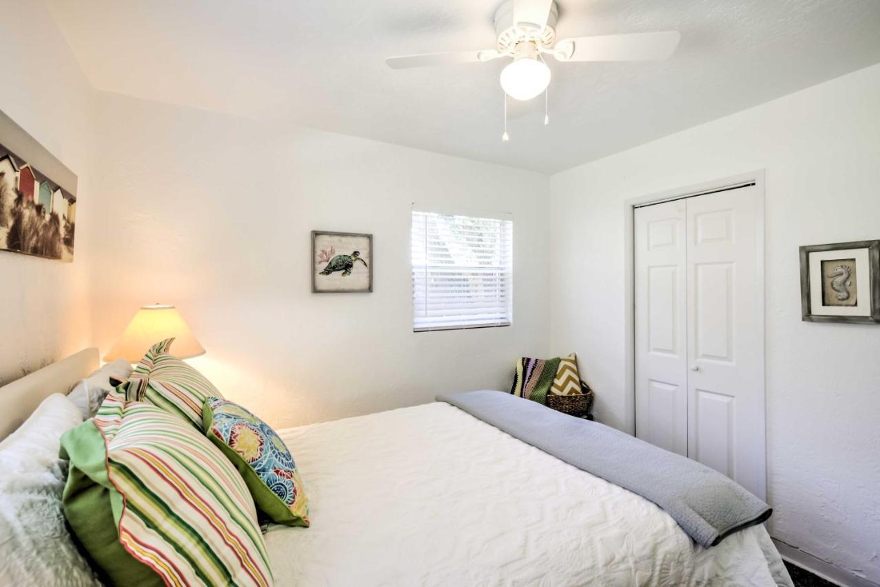 New Smyrna Beach Abode With Fire Pit, Walk To Beach! Εξωτερικό φωτογραφία