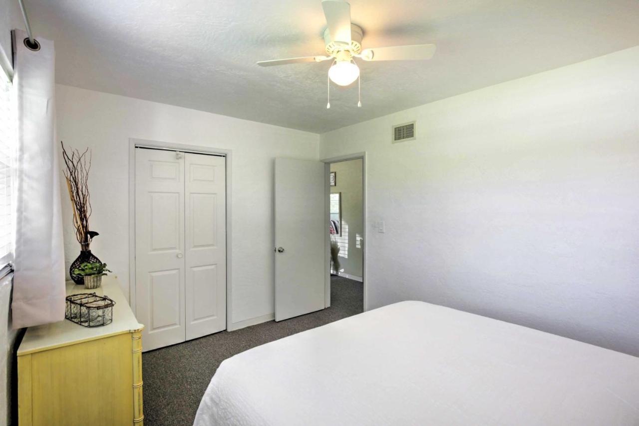 New Smyrna Beach Abode With Fire Pit, Walk To Beach! Εξωτερικό φωτογραφία